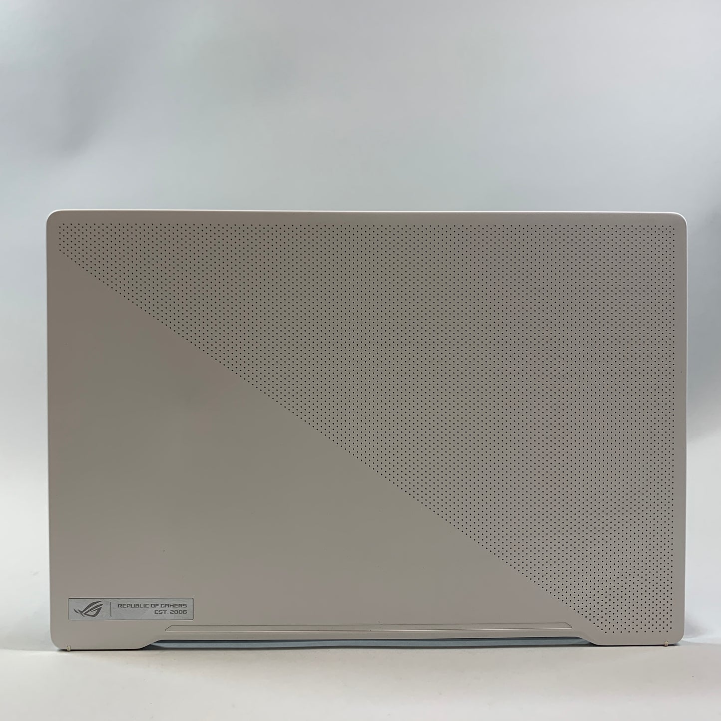 ASUS ROG Zephyrus G14 GA401 14" Ryzen 9 4900HS 3.0GHz 16GB RAM 1TB SSD RTX 2060 - LCD Read
