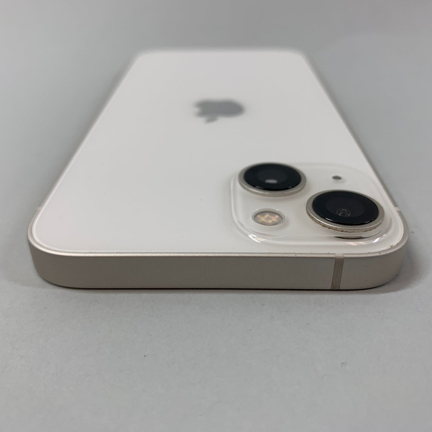 Unlocked Apple iPhone 13 128GB White MLA43LL/A