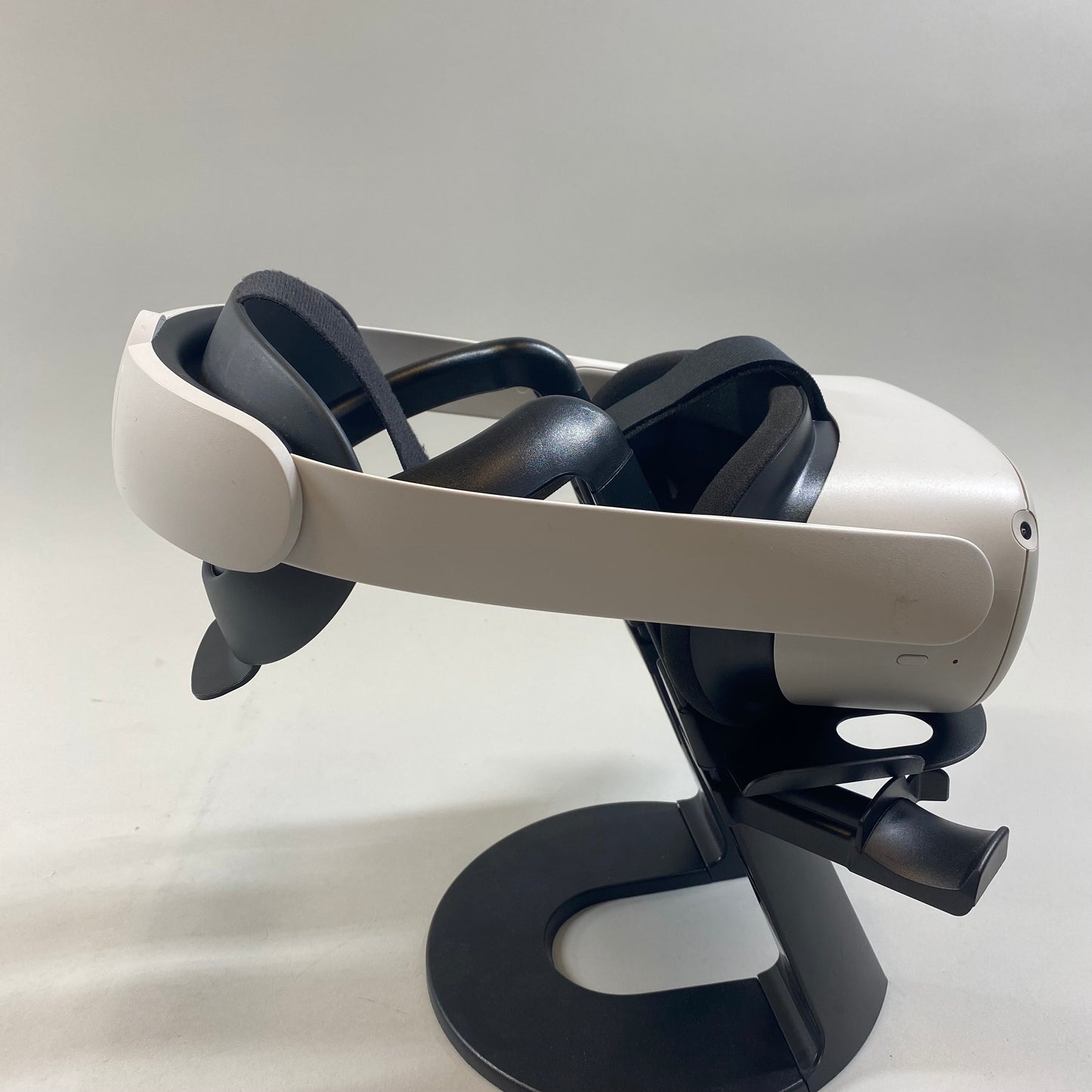 Oculus Quest 2 128GB Standalone All-in-One VR Headset Only KW49CM