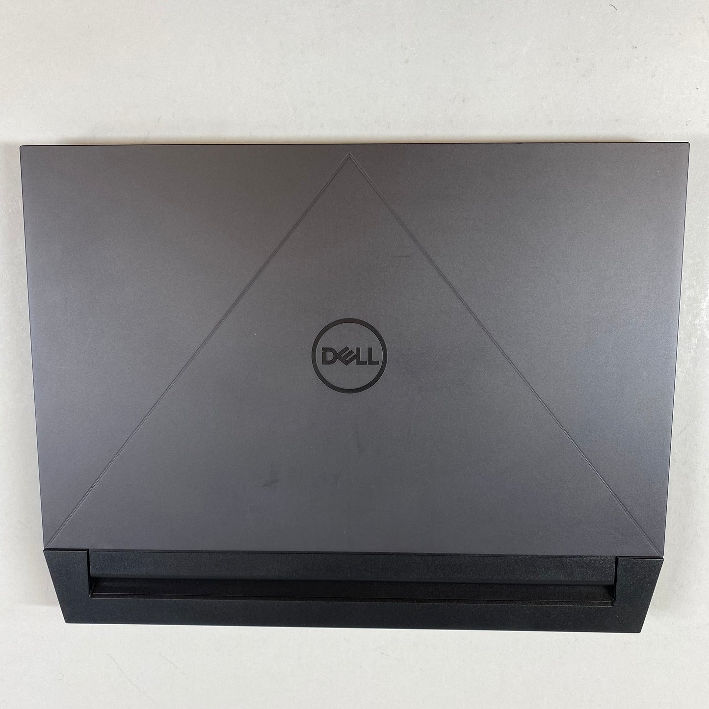 Dell G15 5530 15.6" i5-13450HX 2.4GHz 8GB RAM 256GB SSD NVIDIA GeForce RTX 3050