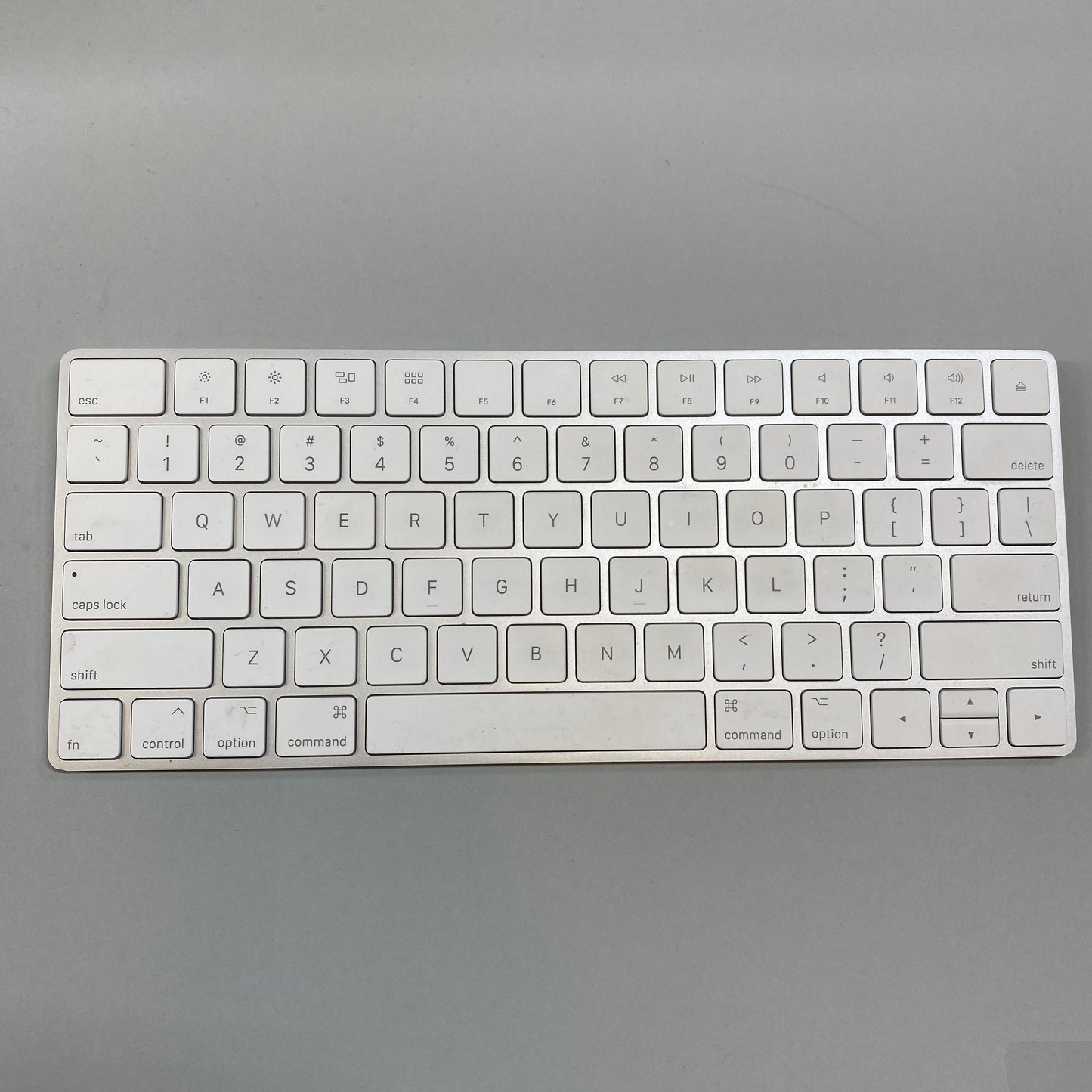 2020 Apple iMac 27" i5 3.1GHz 8GB RAM 256GB SSD Silver A2115