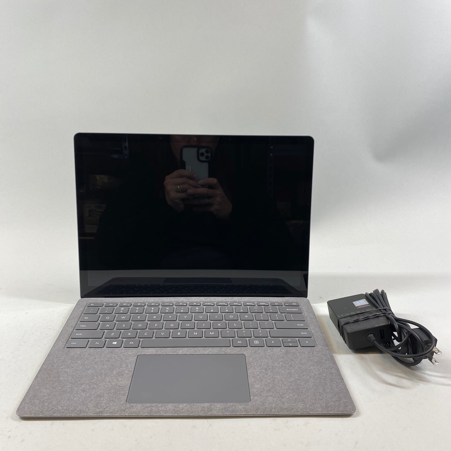 Microsoft Surface Laptop 3 1867 13.3" i5-1035G7 1.2GHz 8GB RAM 128GB SSD