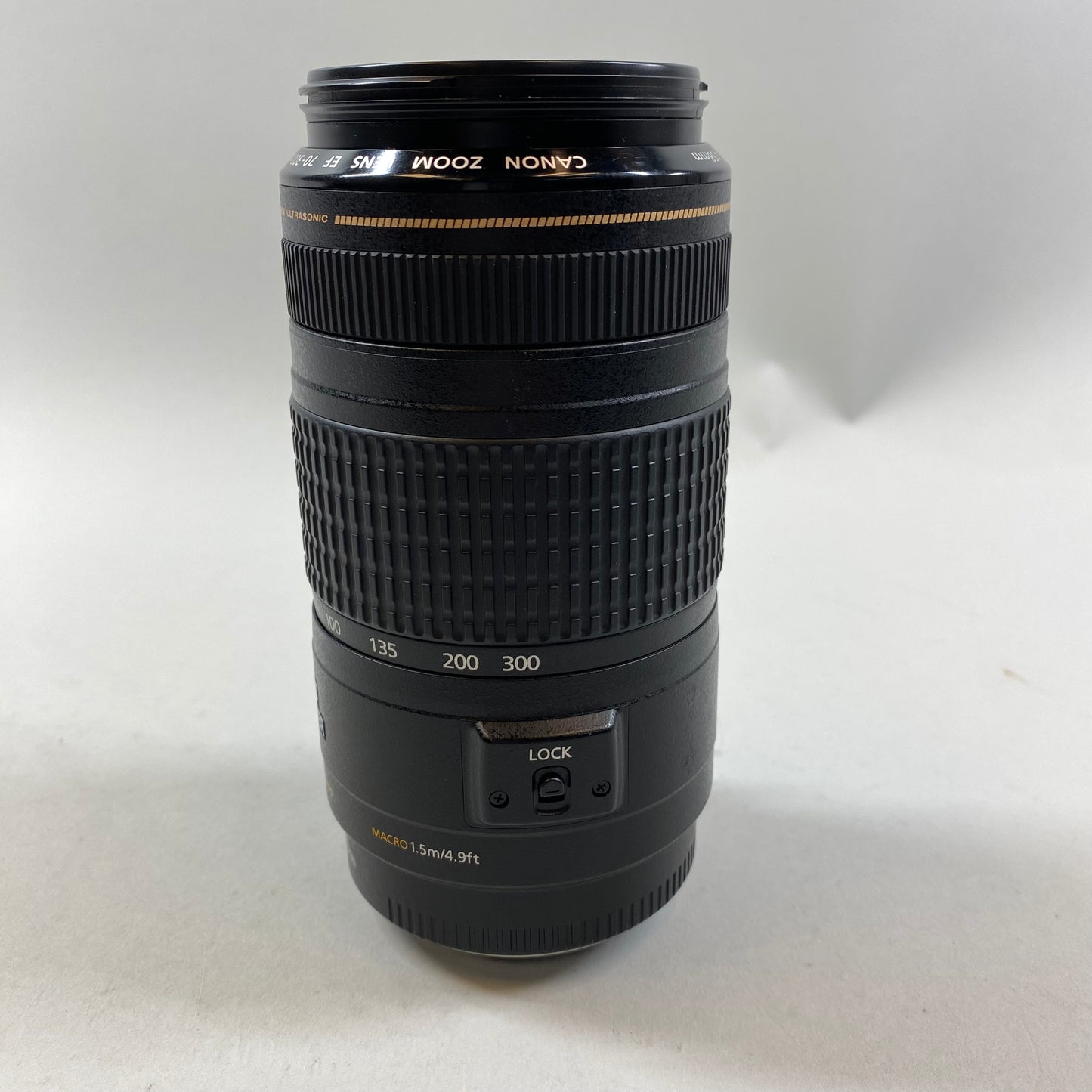 Canon Ultrasonic Zoom Lens EF 70-300mm f/4-5.6 Image Stabilizer