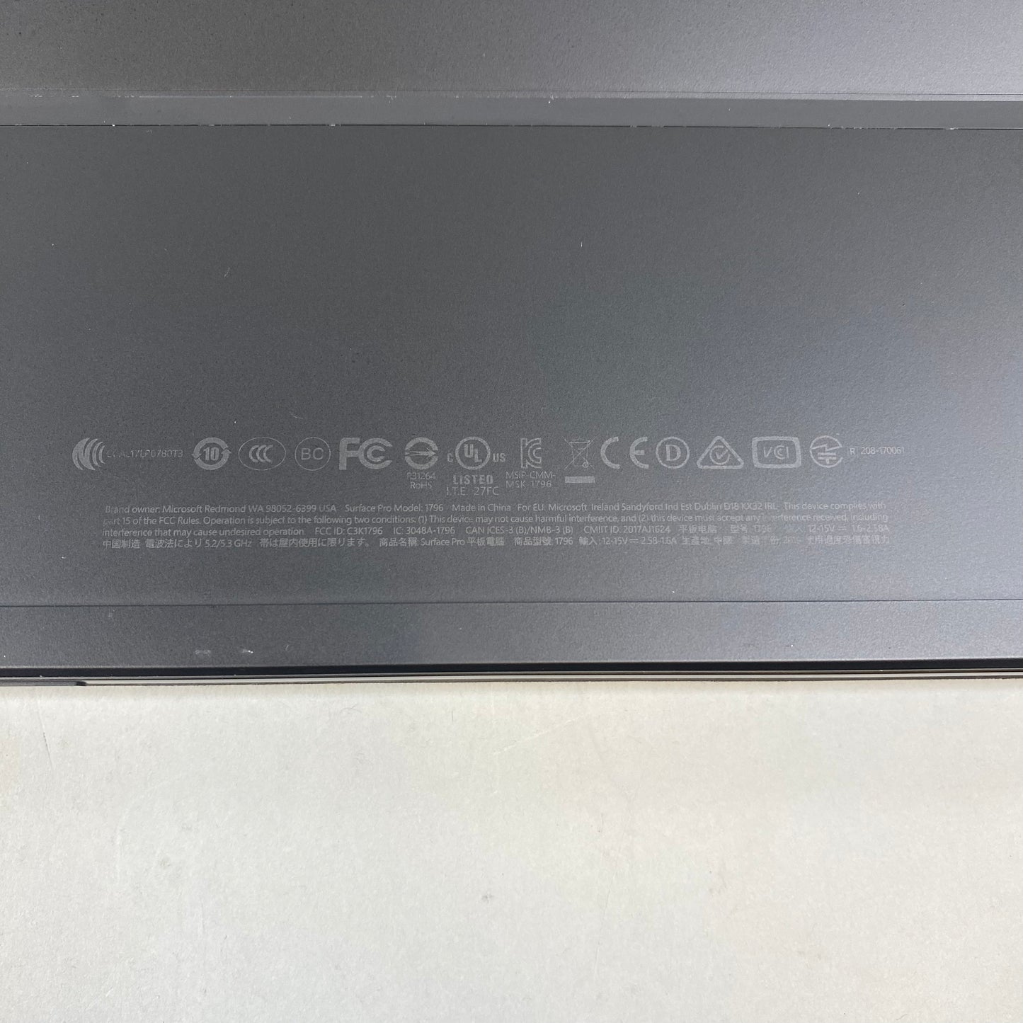 Microsoft Surface Pro 6 1796 13.3" i7-8650U 1.9GHz 16GB RAM 512GB SSD