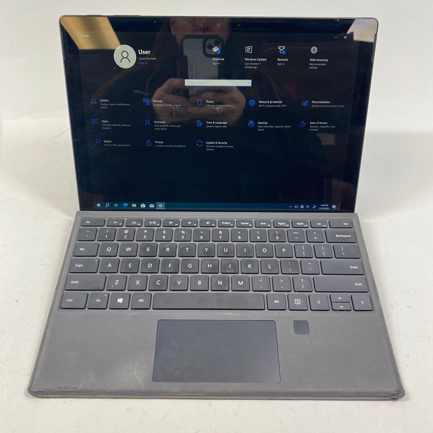 Microsoft Surface Pro 6 1796 13.3" i7-8650U 1.9GHz 16GB RAM 512GB SSD