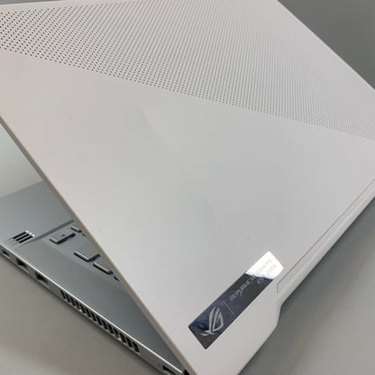 ASUS ROG Zephyrus G14 GA401 14" Ryzen 9 4900HS 3.0GHz 16GB RAM 1TB SSD RTX 2060 - LCD Read