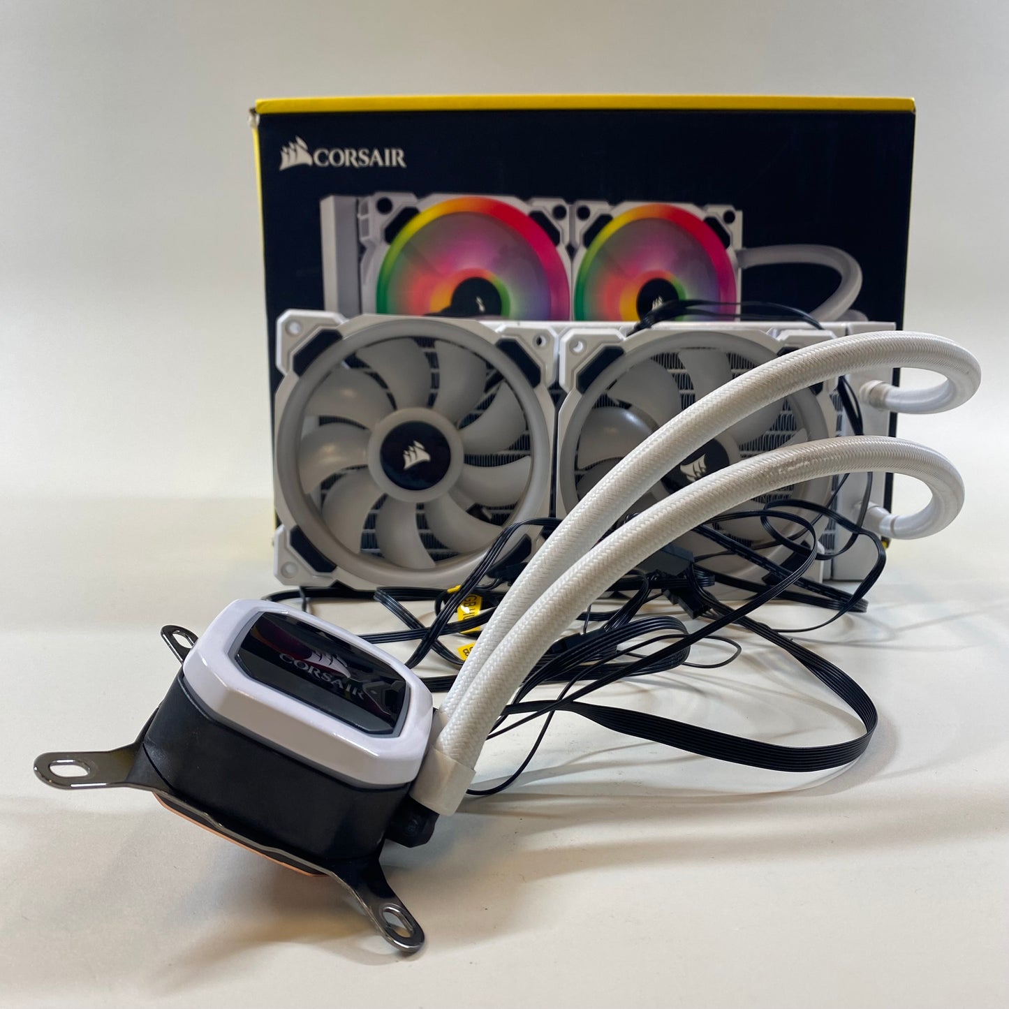 Corsair H100i RGB Platinum SE 240mm Liquid CPU Cooler CW-9060042-WW