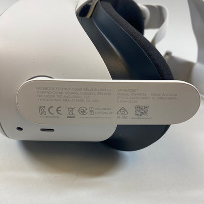 Oculus Quest 2 256GB Standalone All-in-One VR Headset KW49CM w/ Silicone Face Cover
