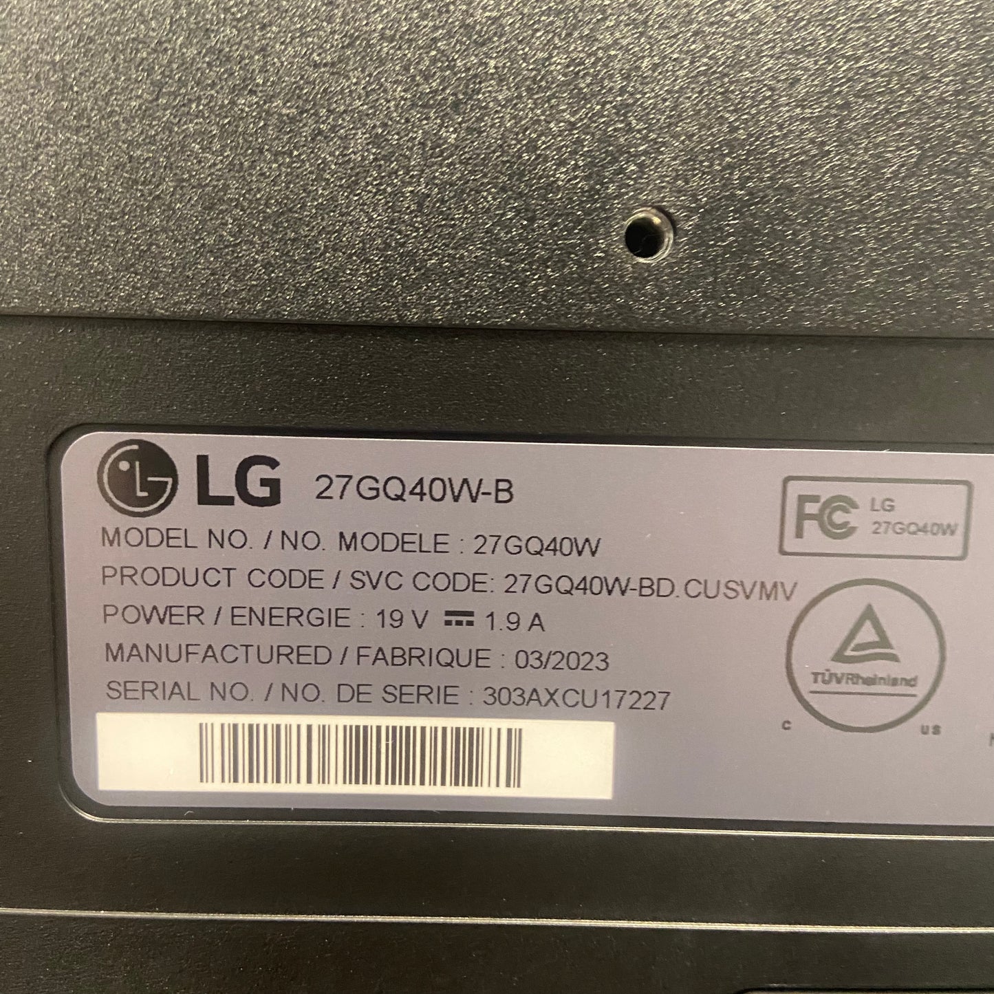 LG UltraGear 27" 27GQ40W FHD VA 165Hz LED HDR10
